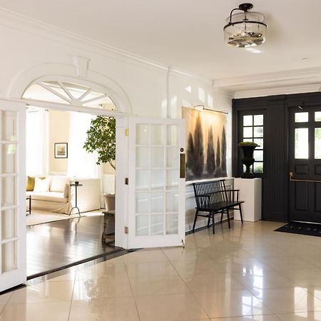 The Litchfield Inn Екстер'єр фото