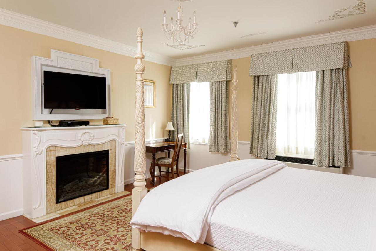 The Litchfield Inn Екстер'єр фото
