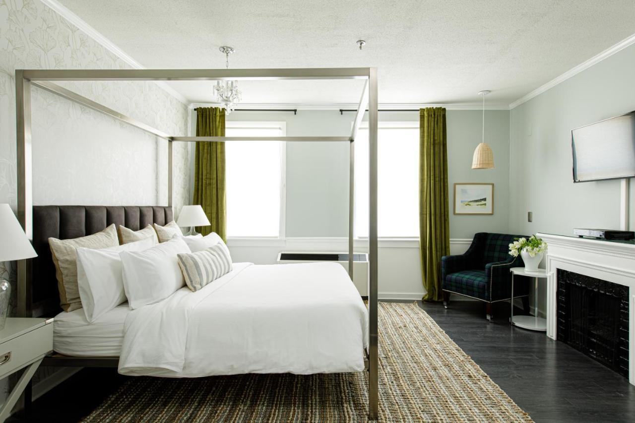 The Litchfield Inn Екстер'єр фото