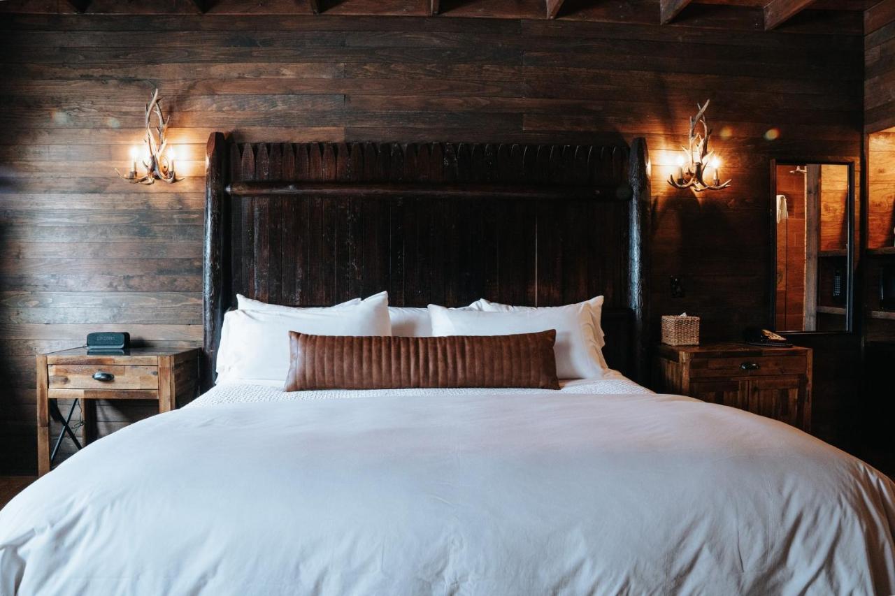 The Litchfield Inn Екстер'єр фото