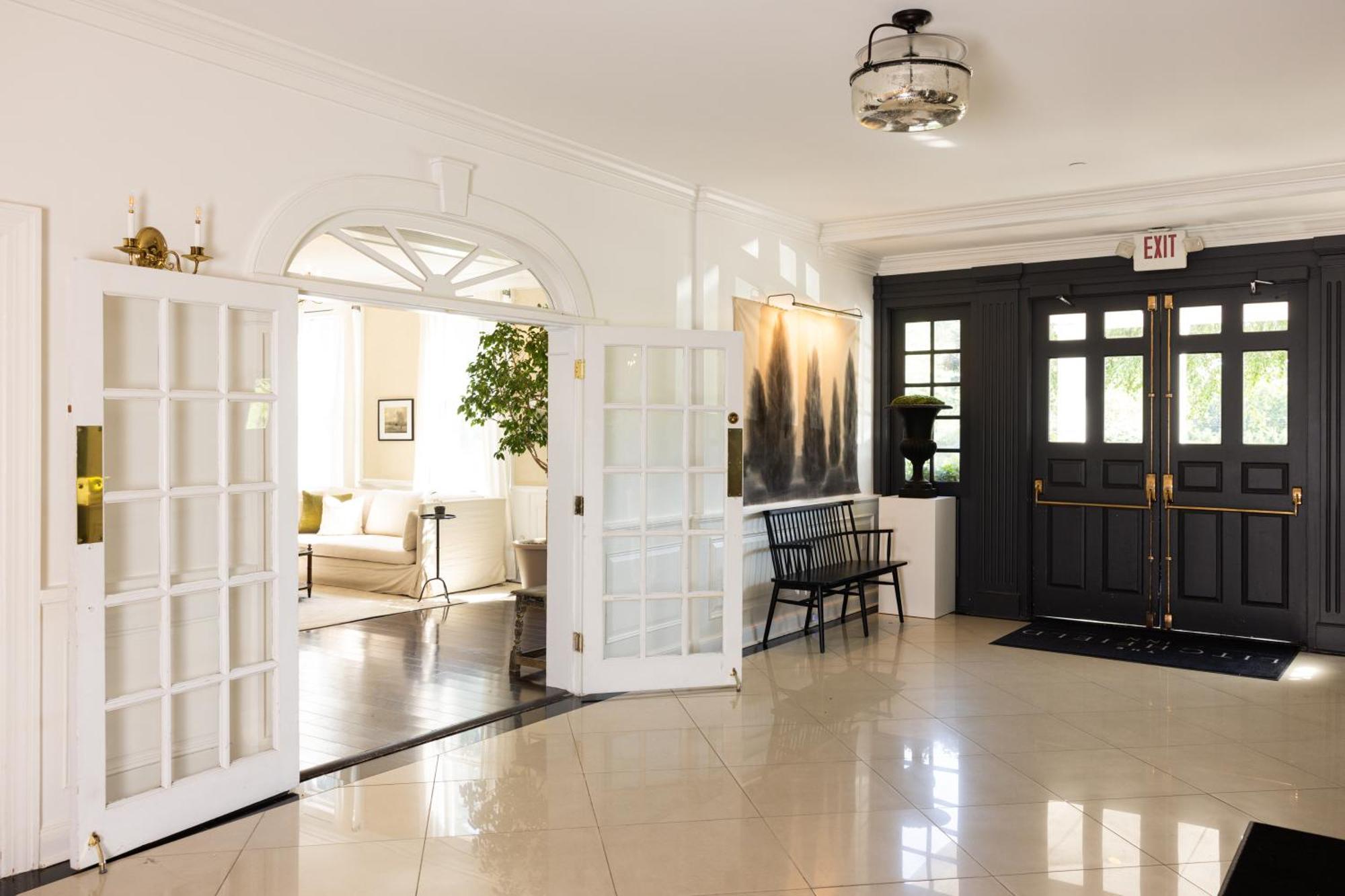The Litchfield Inn Екстер'єр фото