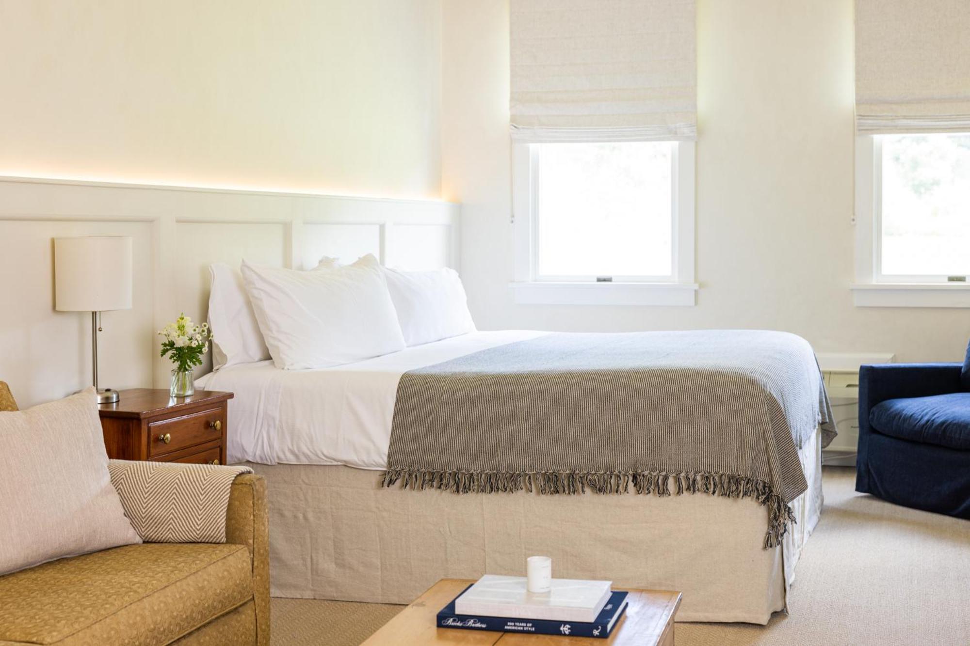 The Litchfield Inn Екстер'єр фото