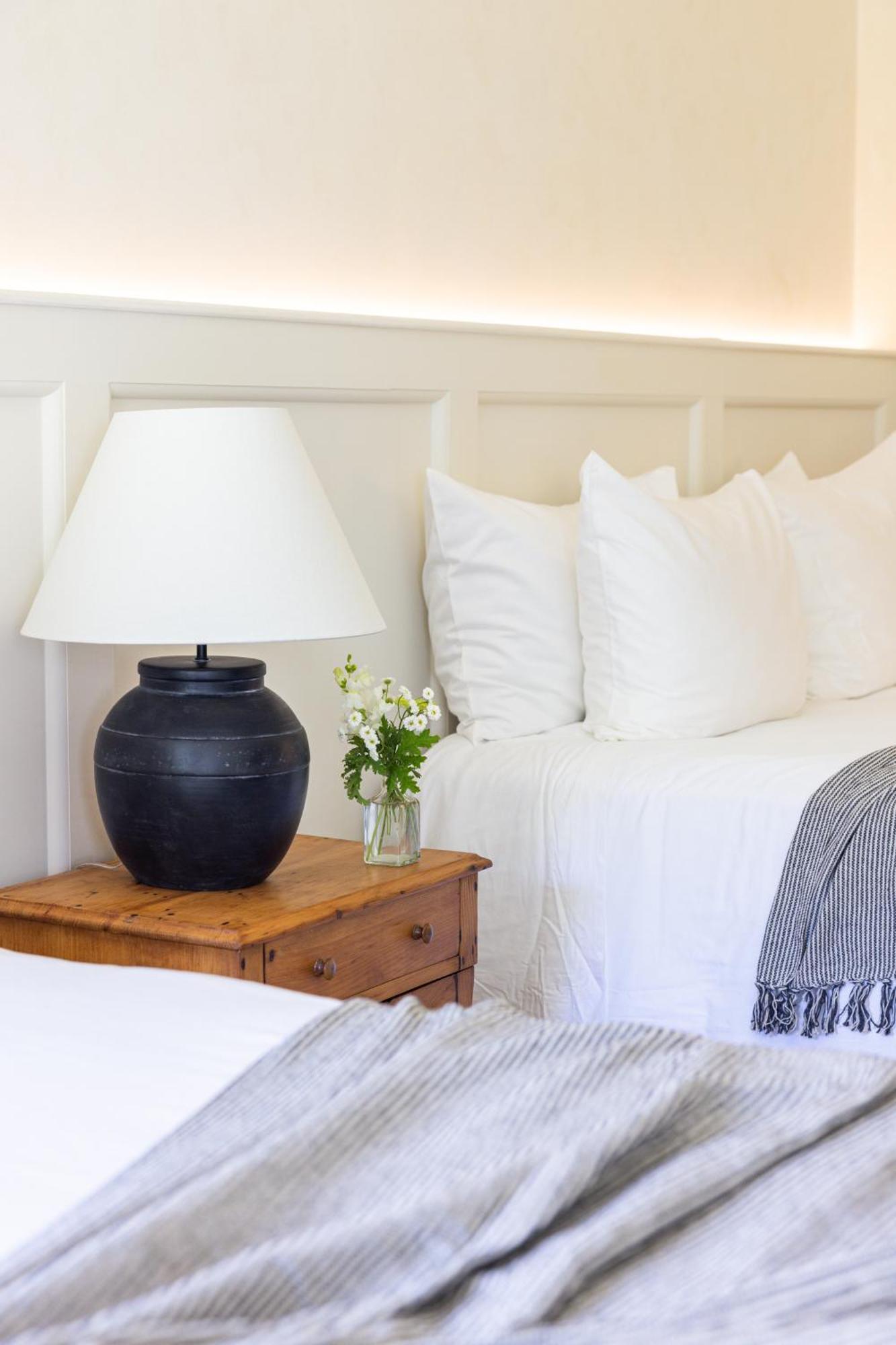 The Litchfield Inn Екстер'єр фото