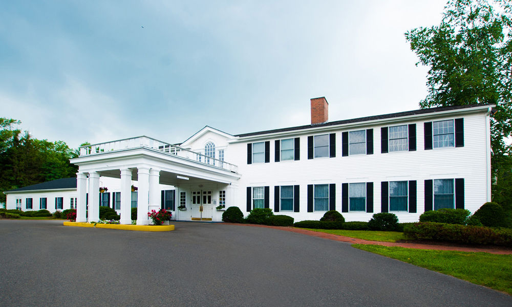 The Litchfield Inn Екстер'єр фото